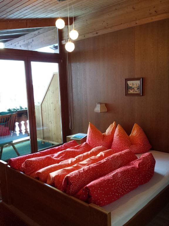 Gaestehaus Waltraud Langenfeld Room photo