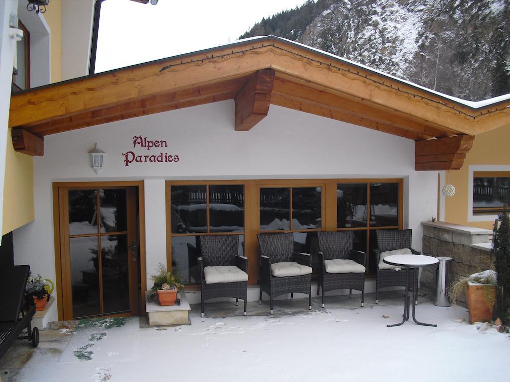 Gaestehaus Waltraud Langenfeld Exterior photo